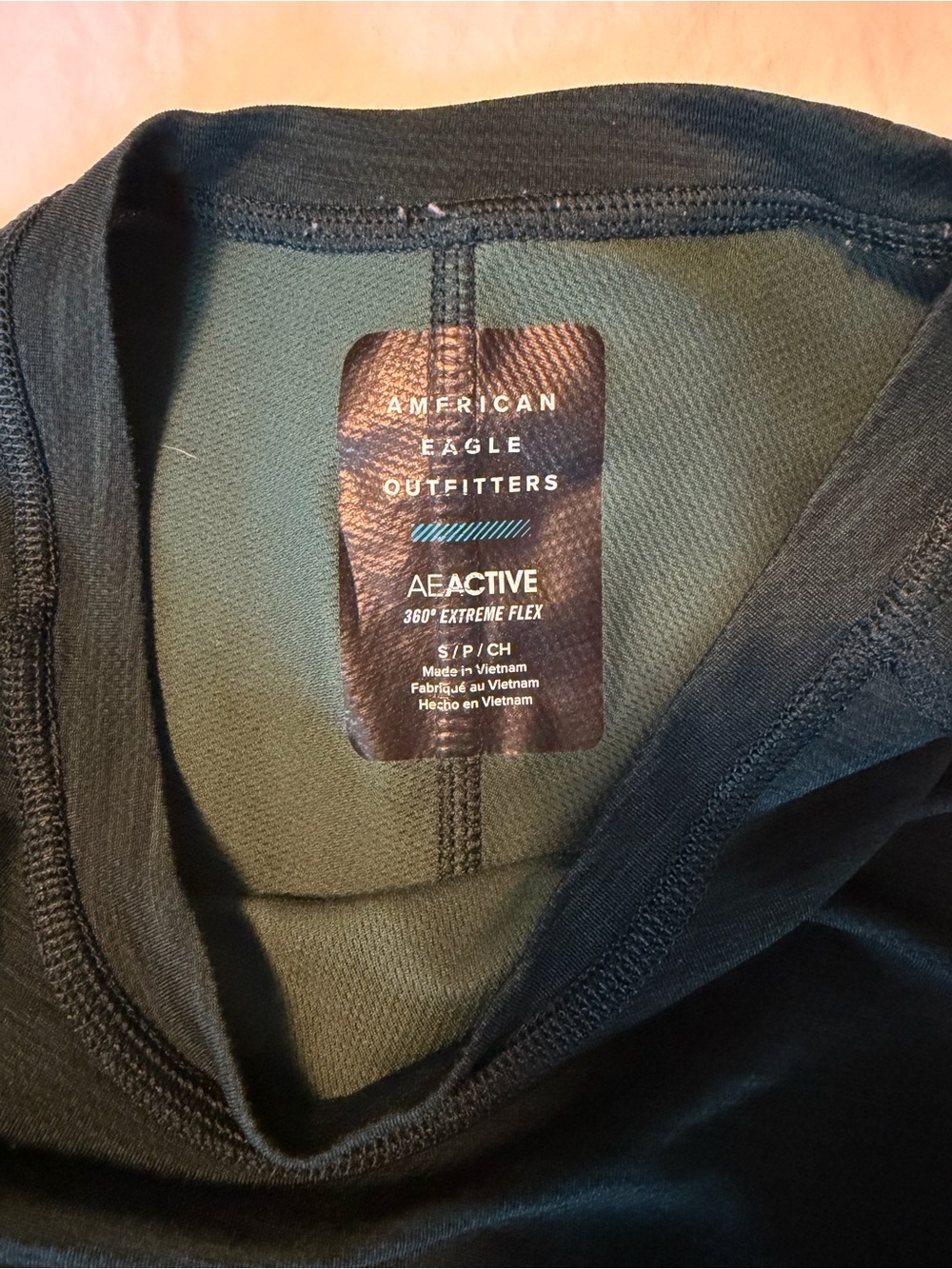 American Eagle AE Active 360 Extreme Flex Athletic Shirt Men’s Small Green - Picture 4 of 4